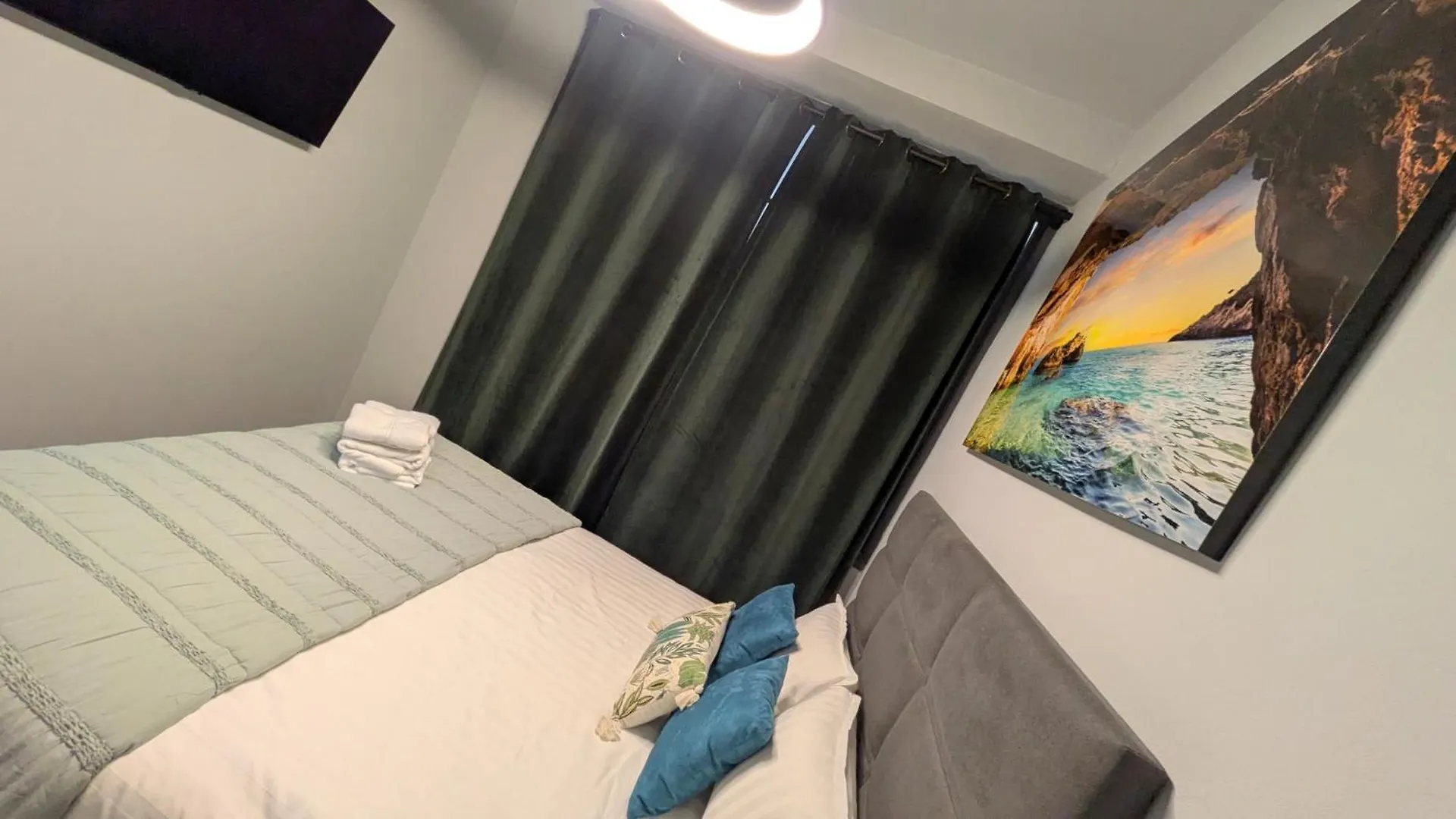Alma De Malaga 2Br Stay With Art History & Comfort In The Heart Of The City